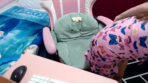 Snapshot of kitty_kity chatting on January 2026 07:58:02 AM Kate online show from January 2026 07:58:02 AM