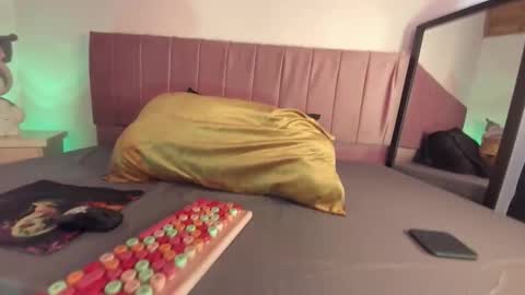 kitty_kryss online show from October 2025 02:46:02 PM