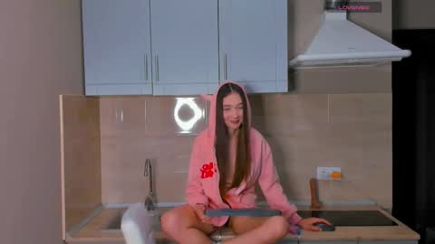 Kitty online show from February 2025 08:09:02 PM