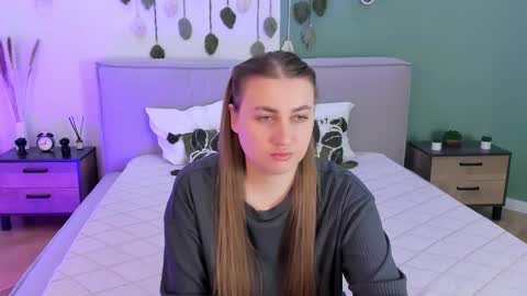 Snapshot of kitty_murmur chatting on December 2025 02:45:02 PM kitty_murmur online show from December 2025 02:45:02 PM