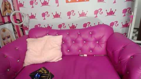 kitty online show from February 2025 05:37:01 AM