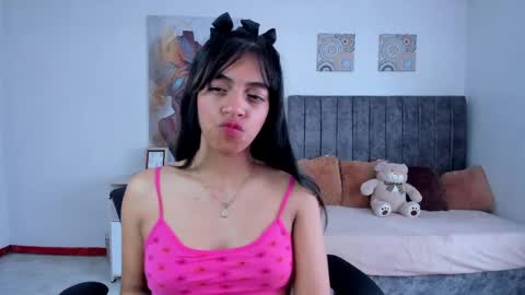 Snapshot of kitty_seducction chatting on May 2026 12:00:01 PM Aleja online show from May 2026 12:00:01 PM