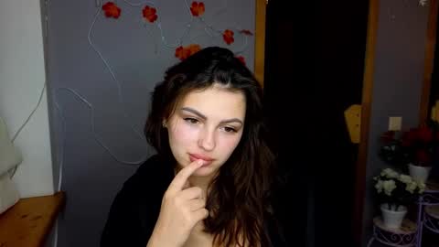 Kate online show from November 2025 01:37:01 AM