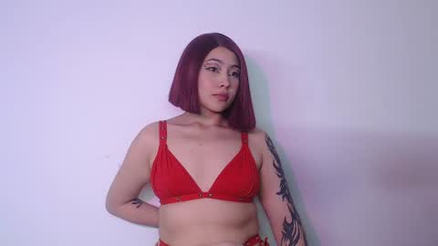 nina martinez online show from June 2026 06:29:01 AM