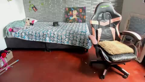 violet online show from September 2025 05:40:01 PM