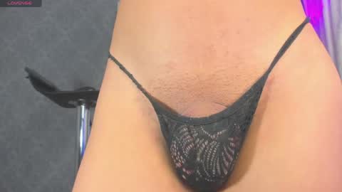 Snapshot of kitty_wichis chatting on April 2026 05:12:02 AM Kendall Saray online show from April 2026 05:12:02 AM