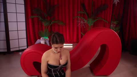 Katya online show from October 2025 06:04:01 PM