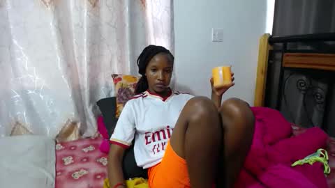 Snapshot of kittyfay_ chatting on May 2026 08:20:01 AM Fay online show from May 2026 08:20:01 AM