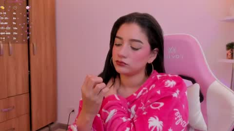 kitty online show from July 2026 03:32:01 AM