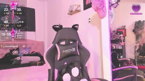 Snapshot of kittygoth_ chatting on April 2026 12:09:02 AM Kitty Goth online show from April 2026 12:09:02 AM