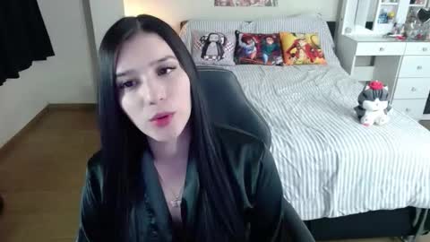 Isabel online show from November 2025 03:06:01 AM