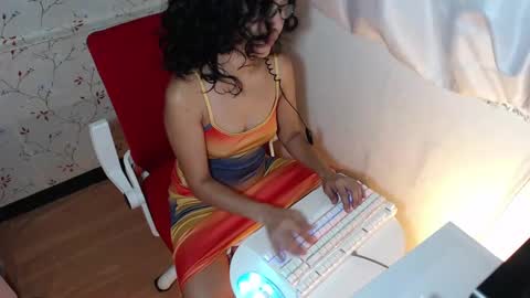 Snapshot of kittykatss chatting on January 2025 02:19:01 PM Viktoria online show from January 2025 02:19:01 PM