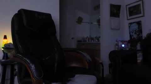 Snapshot of kittykay86 chatting on March 2026 12:30:01 PM Bella Blue BBW online show from March 2026 12:30:01 PM