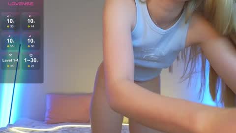 Snapshot of kittyloffe chatting on January 2026 03:23:02 AM Monika online show from January 2026 03:23:02 AM