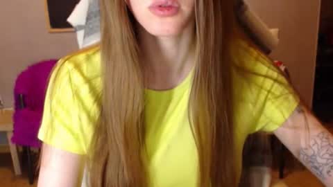 KittyloveMoon online show from June 2026 07:56:01 PM
