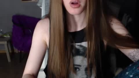 KittyloveMoon online show from June 2026 08:22:02 PM