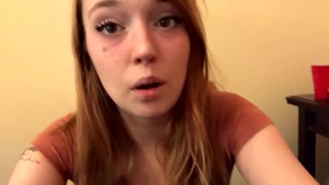 Snapshot of kittyme0ws chatting on February 2025 03:52:01 PM kitty online show from February 2025 03:52:01 PM