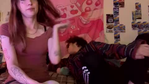 Snapshot of kittyme0ws chatting on December 2025 06:17:02 AM kitty online show from December 2025 06:17:02 AM