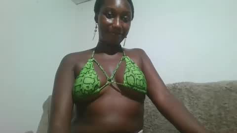 Snapshot of kittynkinky chatting on December 2024 12:47:01 PM Kitty Kinky online show from December 2024 12:47:01 PM