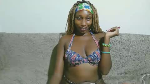 Snapshot of kittynkinky chatting on December 2024 12:45:01 PM Kitty Kinky online show from December 2024 12:45:01 PM