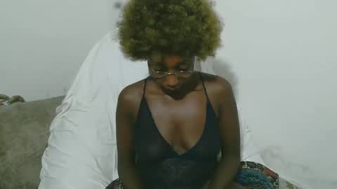 Snapshot of kittynkinky chatting on January 2025 08:40:02 AM Kitty Kinky online show from January 2025 08:40:02 AM
