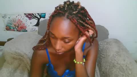 Snapshot of kittynkinky chatting on March 2025 05:24:02 AM Kitty Kinky online show from March 2025 05:24:02 AM