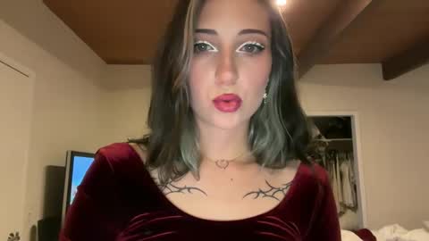 Snapshot of kittypurr79 chatting on December 2024 05:47:02 AM kittypurr79 online show from December 2024 05:47:02 AM