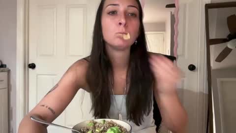 Snapshot of kittypurr79 chatting on September 2025 05:20:02 AM kittypurr79 online show from September 2025 05:20:02 AM