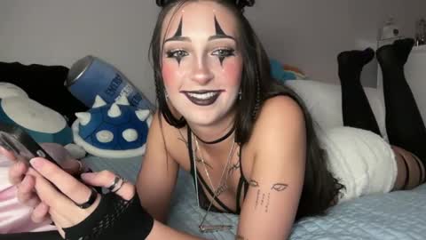 Snapshot of kittypurr79 chatting on October 2025 06:44:01 AM kittypurr79 online show from October 2025 06:44:01 AM