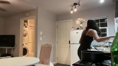 Snapshot of kittypurr79 chatting on October 2025 02:23:02 AM kittypurr79 online show from October 2025 02:23:02 AM