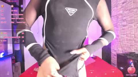 Snapshot of kittyqueen01 chatting on March 2025 10:37:02 AM Tatiana Guerrero online show from March 2025 10:37:02 AM