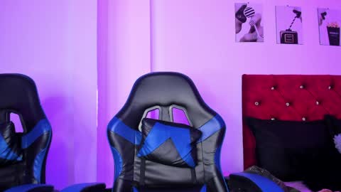 Snapshot of kittystar18 chatting on April 2026 05:47:02 PM kitty online show from April 2026 05:47:02 PM