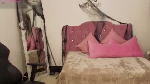 Kitty  online show from October 2025 11:40:01 AM