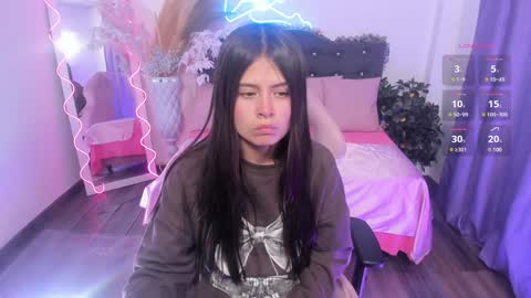 Kitty  online show from December 2024 07:29:02 PM