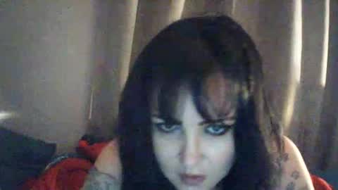 Snapshot of kittytats21 chatting on April 2026 11:29:01 PM SummerT online show from April 2026 11:29:01 PM