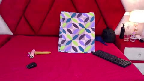 Luisa y Jairo online show from October 2025 02:18:02 PM