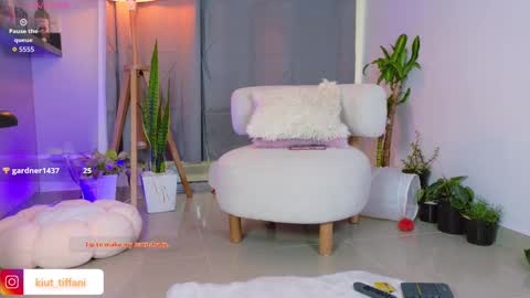  Tiffanii  online show from September 2025 10:59:01 AM