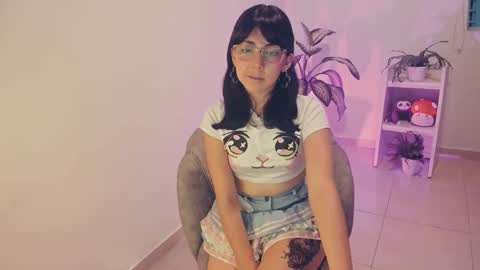 Little piece of fruit online show from December 2024 10:52:02 PM