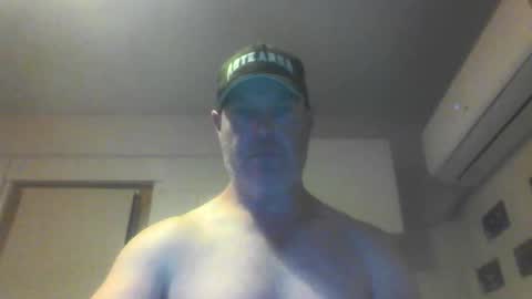 kiwiguy19773 online show from December 2024 09:06:02 AM