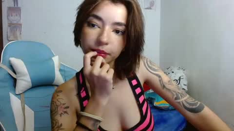 Snapshot of kiyusweetcrazy chatting on April 2026 02:04:01 AM kiyu online show from April 2026 02:04:01 AM