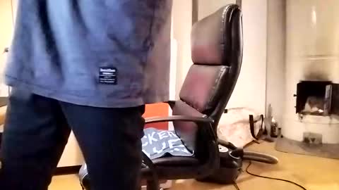 Snapshot of kkkonnd92 chatting on January 2025 03:53:02 AM Erik online show from January 2025 03:53:02 AM