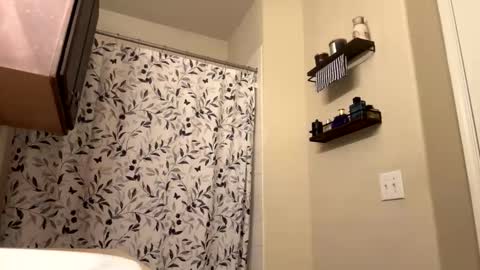 Snapshot of kkyle57 chatting on October 2025 01:56:01 PM kkyle57 online show from October 2025 01:56:01 PM