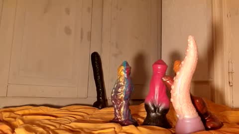 klamstrakur1 online show from October 2025 02:41:02 PM