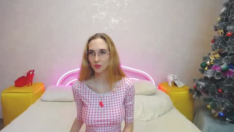 Klary online show from January 2025 11:36:02 AM