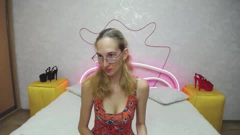 Klary online show from September 2025 06:04:02 AM