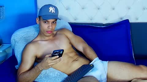 Snapshot of klaton__ chatting on March 2026 06:11:02 PM klaton__ online show from March 2026 06:11:02 PM