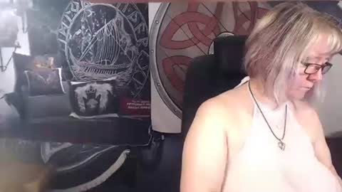 Michelle online show from November 2025 07:47:01 AM