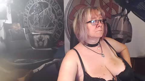 Snapshot of kleiner_teufel chatting on July 2026 06:34:02 PM Michelle online show from July 2026 06:34:02 PM