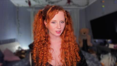 Snapshot of klementinagirl chatting on April 2026 07:22:02 PM Klementinafanslyklementina6661 online show from April 2026 07:22:02 PM
