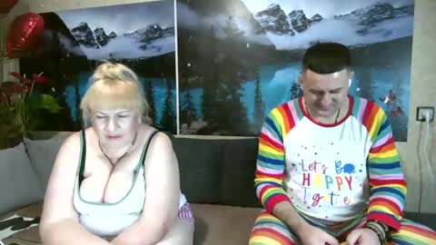 Kleosnow online show from February 2025 08:25:01 PM